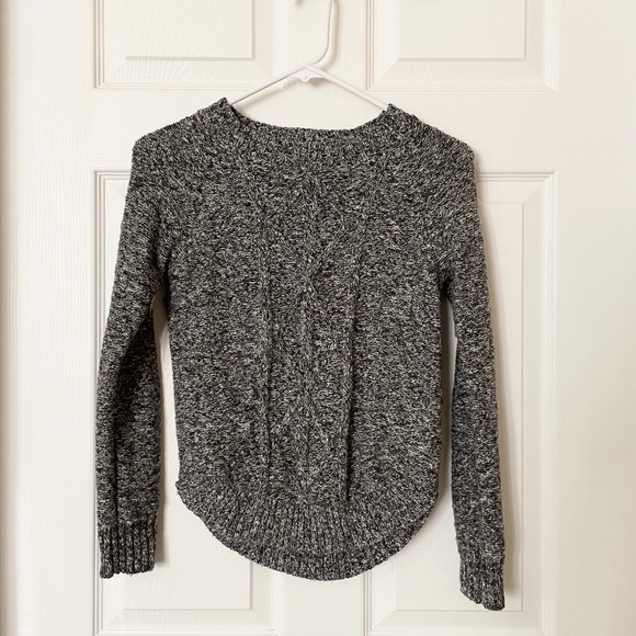 SO Sweaters - Knit sweater